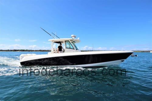 Boston Whaler Outrage 35 ficha tecnica 